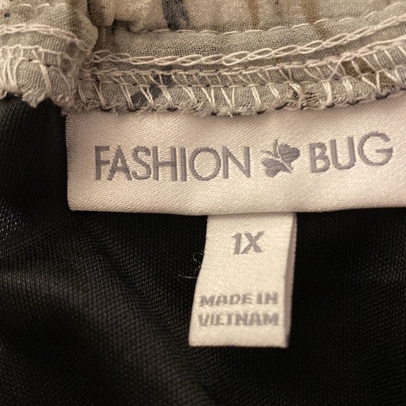 j Fashion Bug layered gray plus size top 1X - Picture 4 of 4